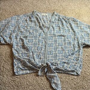 Max Studio Blue and White Tie Front Crop Blouse